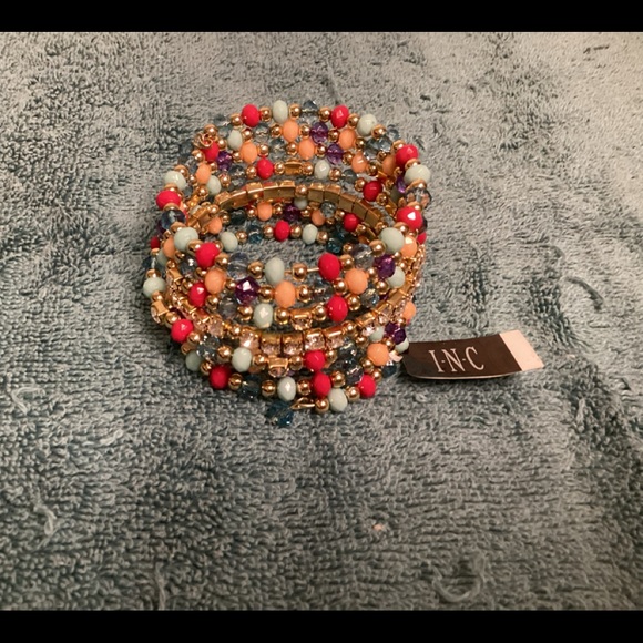 I.N.C. Gold Multi Coil Stack Bracelet NWT - Picture 2 of 3